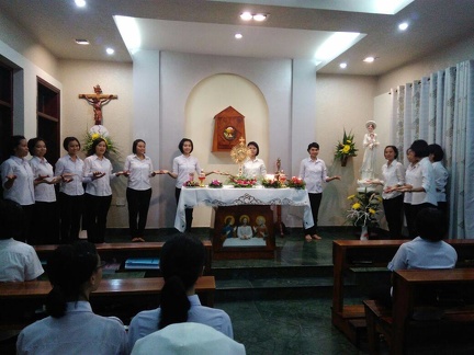 Adorazione eucaristica in cappella