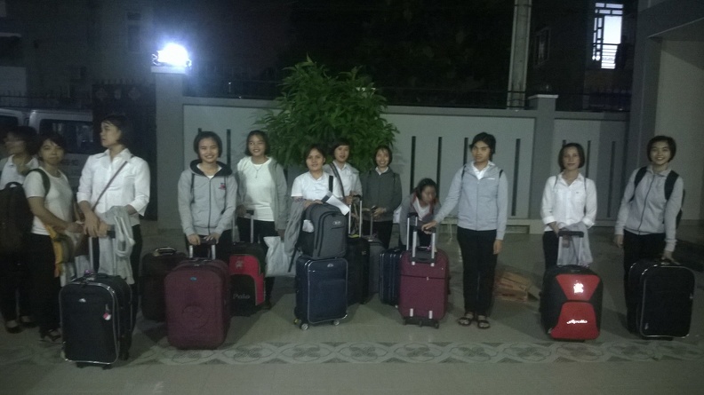 Vietnam Aspiranti in partenza per Manila.jpg