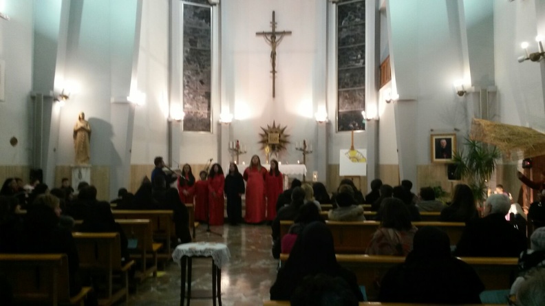 In preghiera Chiaiano Villa Finamore.jpg