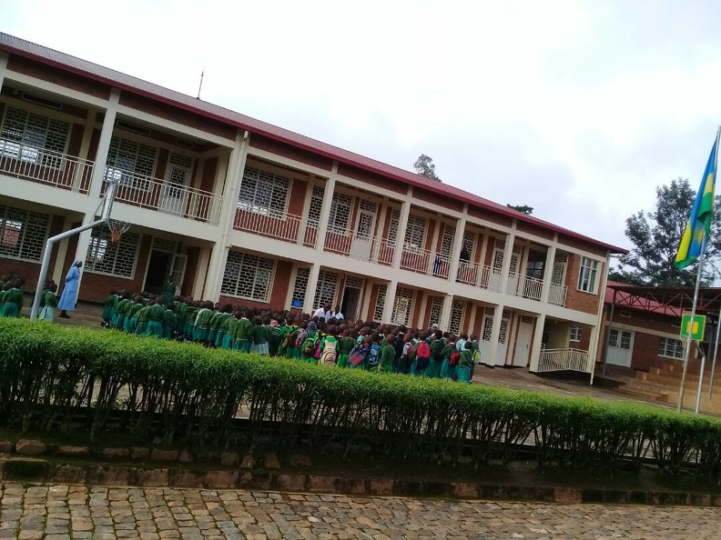 Rwanda Scuola DGE.jpg