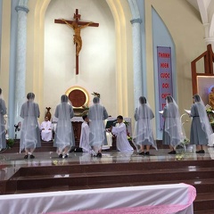 Celebrazione eucaristica per la Professione religiosa di 8 giovani