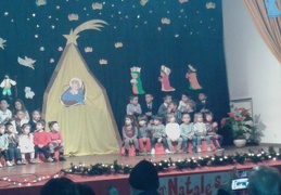 bimbi in attesa...